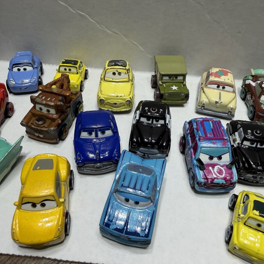 Disney Cars Mini Die Cast Racer Lot 29 Cars - Picture 4 of 16